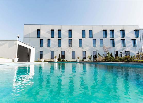 Hotel Dali Val de l'Europe, Tapestry Collection by Hilton 1