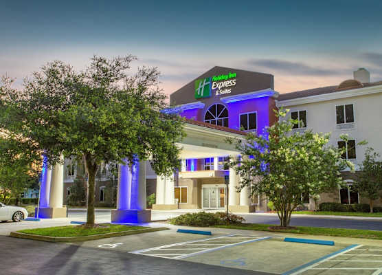 Holiday Inn Express & Suites SILVER SPRINGS-OCALA by IHG 1