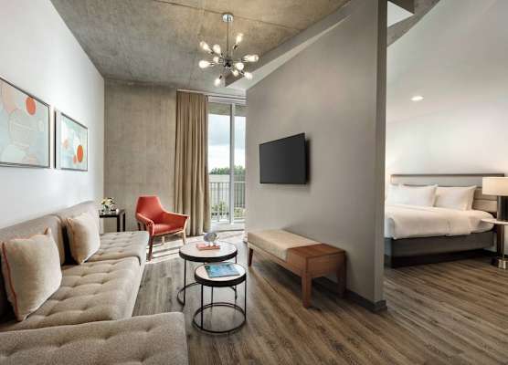 Twelve Midtown, Autograph Collection 1
