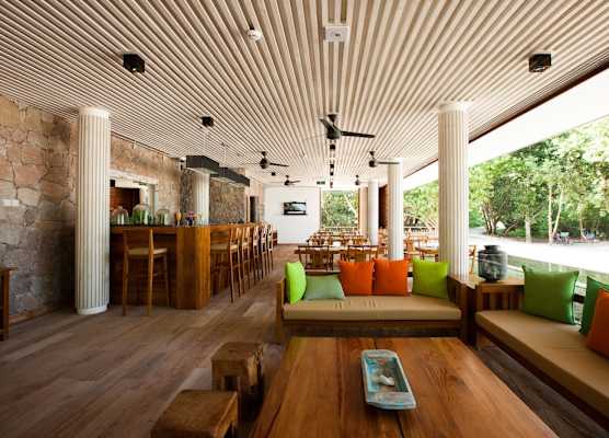 Le Relax Luxury Lodge 1