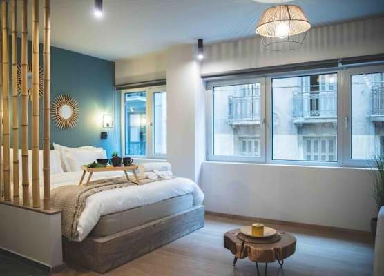 Rooster Suites 1