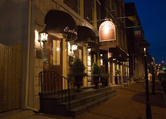 Penn's View Hotel Philadelphia 1