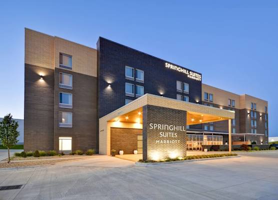 SpringHill Suites by Marriott Cincinnati Blue Ash 1