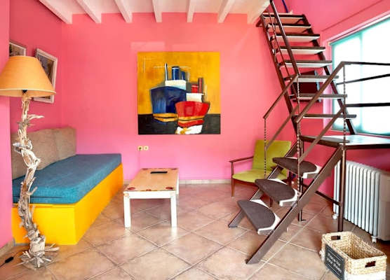 Oeve Apartment - A Colourful Loft in Kefalonia 1