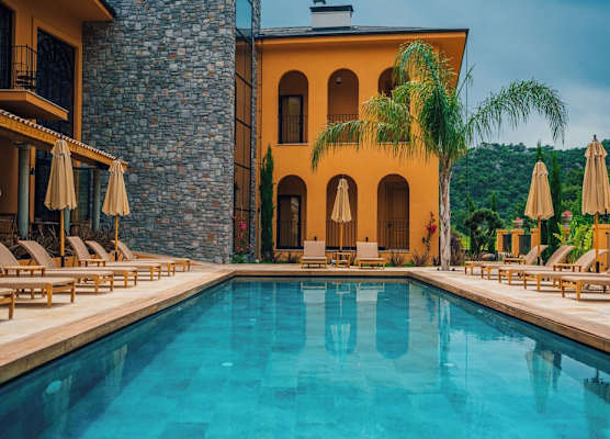 The Remote Hotel 1