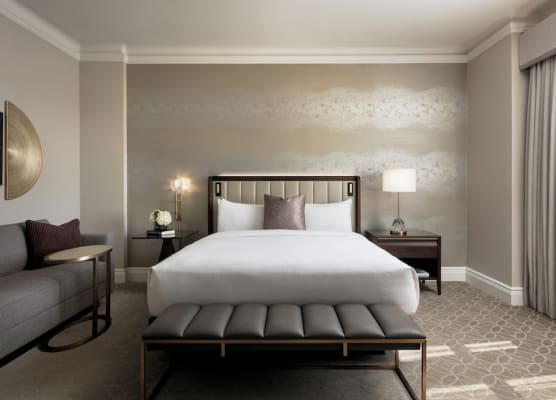 Fairmont Hotel Macdonald 1