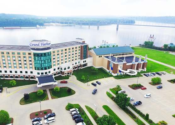 Grand Harbor Resort 1