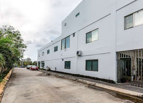 Capital O Cancun International Airport 24/7, 1