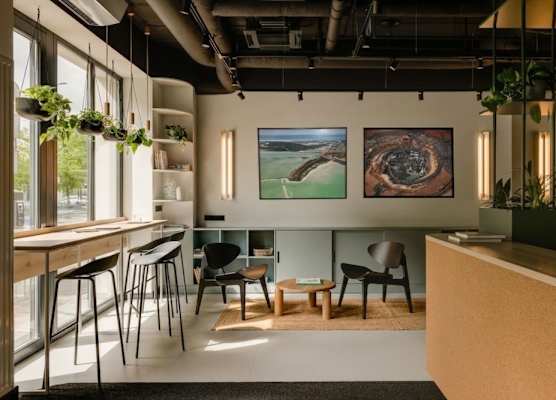 PLANTONIA Aparthotel 1