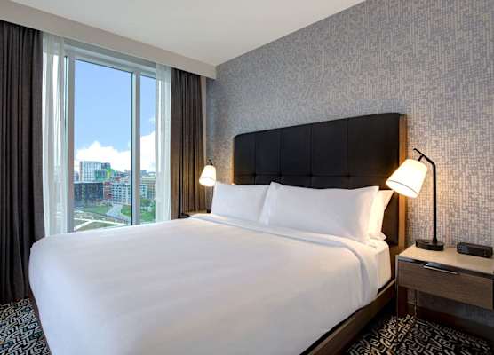 Homewood Suites By Hilton Montreal Downtown 1