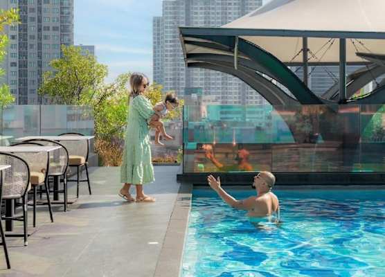 Ramada Plaza by Wyndham Bangkok Sukhumvit 48 1