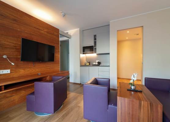 Pakat Suites 1