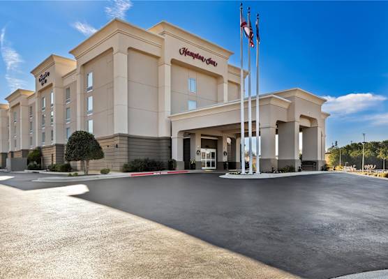 Hampton Inn Guntersville 1