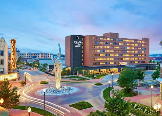 Delta Hotels by Marriott Muskegon Convention Center 1