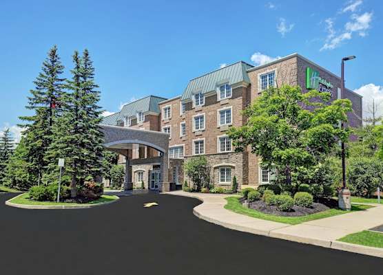 Holiday Inn Express WHITBY OSHAWA by IHG 1