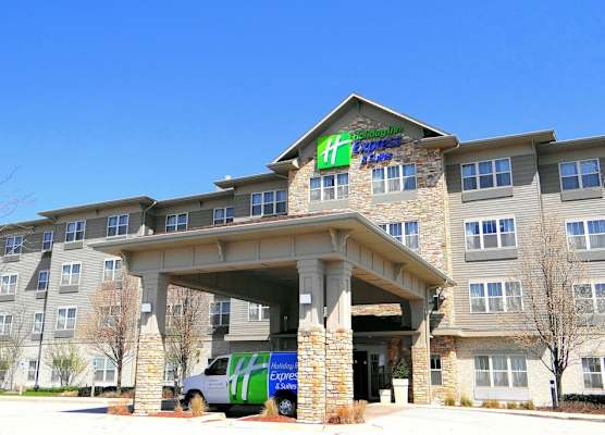 Holiday Inn Express & Suites CHICAGO WEST-ROSELLE by IHG 1