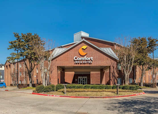 Comfort Inn & Suites North Dallas-Addison 1
