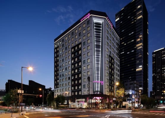 Moxy Osaka Umeda 1