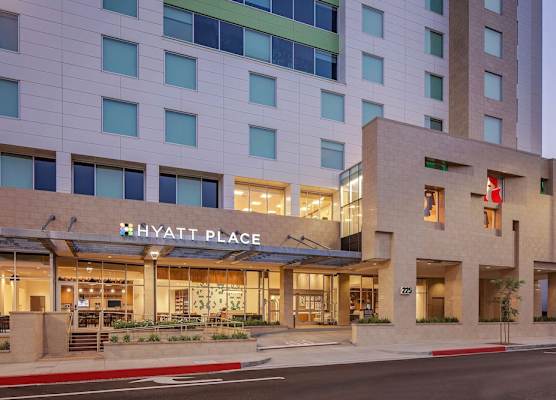 Hyatt Place Glendale/Los Angeles 1