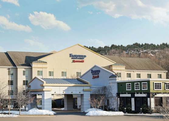 Fairfield Inn and Suites by Marriott Plainville 1