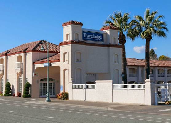Super 8 by Wyndham Monticello 1