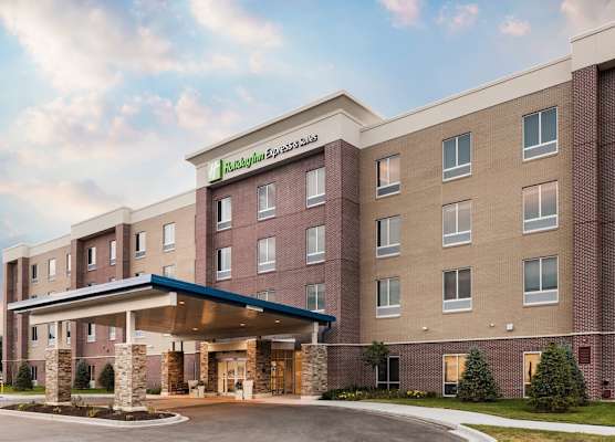 Holiday Inn Express & Suites ST. LOUIS - CHESTERFIELD by IHG 1