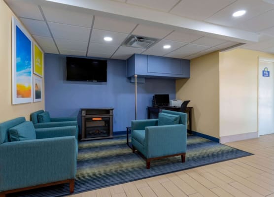 Days Inn by Wyndham Augusta 1