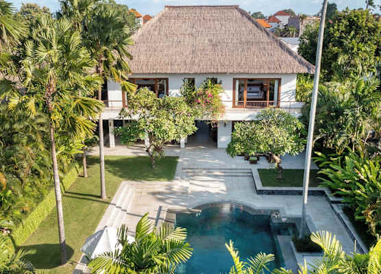 Impiana Private Villas Seminyak 1
