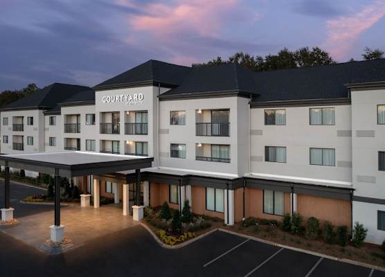 Courtyard by Marriott Dothan 1