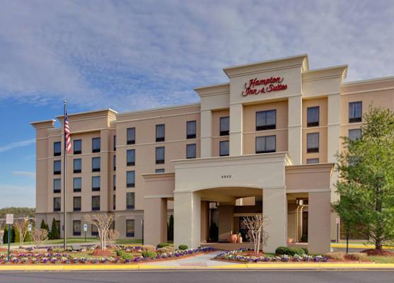 Hampton Inn & Suites Fredericksburg South 1