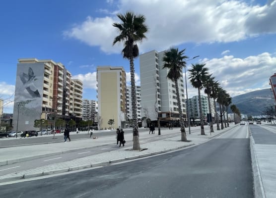 CENTER RESIDENCE 1