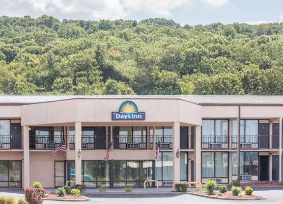 Days Inn by Wyndham Princeton 1