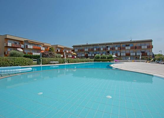 Benacus E4 Apartment by Wonderful Italy 1