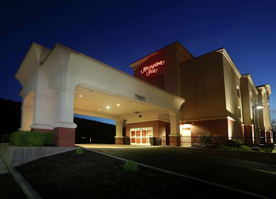 Hampton Inn Owego 1