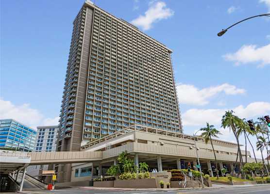 Ala Moana Honolulu by Mantra 1