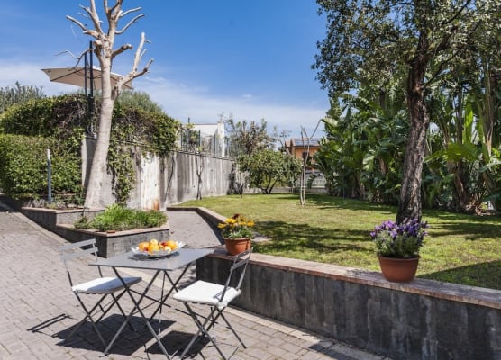 City Cottage With Garden and Pool by Wonderful Italy 1