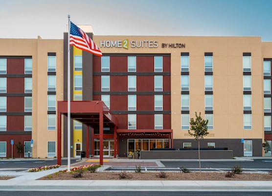 Home2 Suites Bakersfield 1