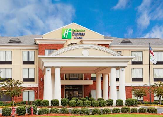 Holiday Inn Express & Suites TUPELO by IHG 1