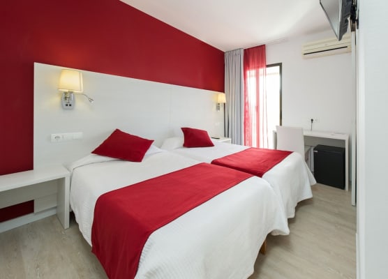 azuLine Hostal Marino 1
