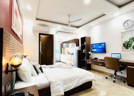 ZEN Studios - DLF CyberCity Gurgaon 1