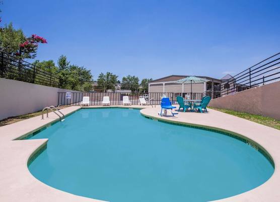 Super 8 by Wyndham Augusta 1