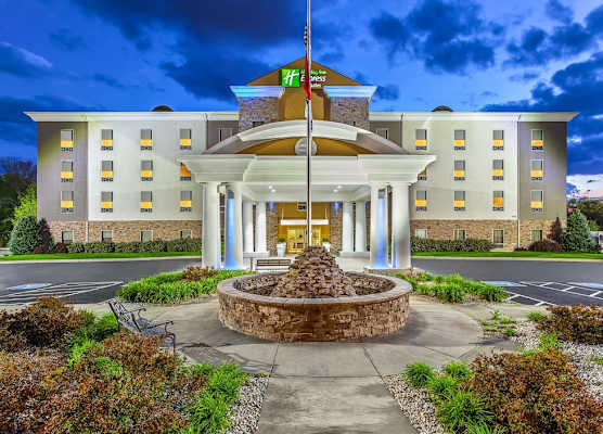 Holiday Inn Express & Suites MORRISTOWN by IHG 1