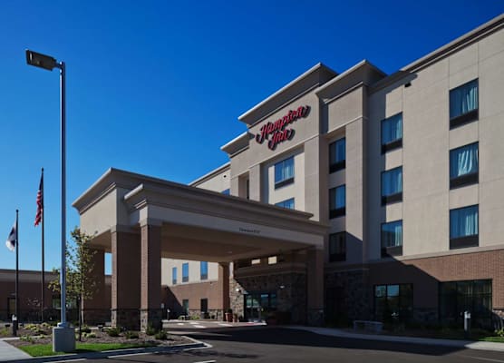 Hampton Inn Beloit 1