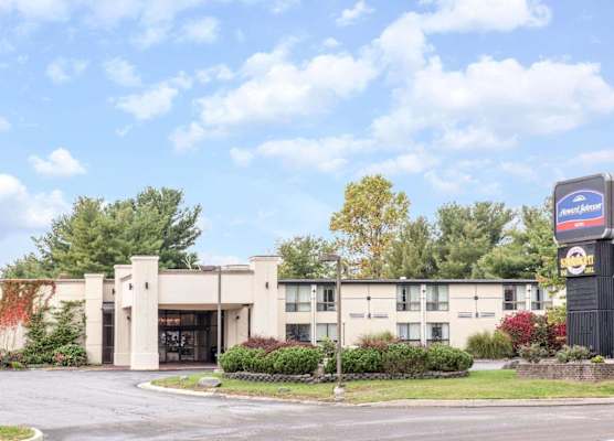 Crossroads Inn 1
