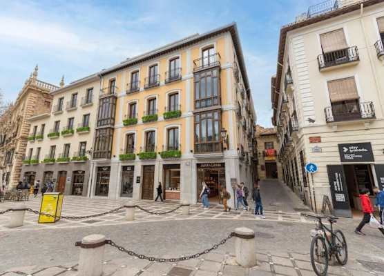 BiBo Suites Real Chancilleria 1