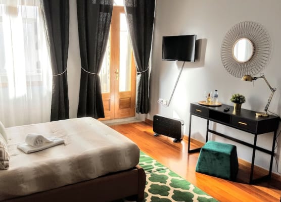 Cool Guesthouse 1