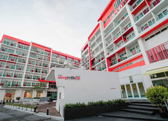 SLEEP WITH ME HOTEL design hotel @ patong (SHA Plus+) 1