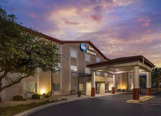 Best Western Joliet Inn & Suites 1