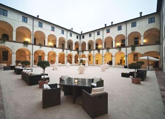 Relais Fontevivo 1