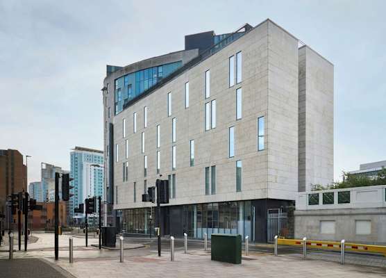 Four Points Flex by Sheraton Cardiff 1